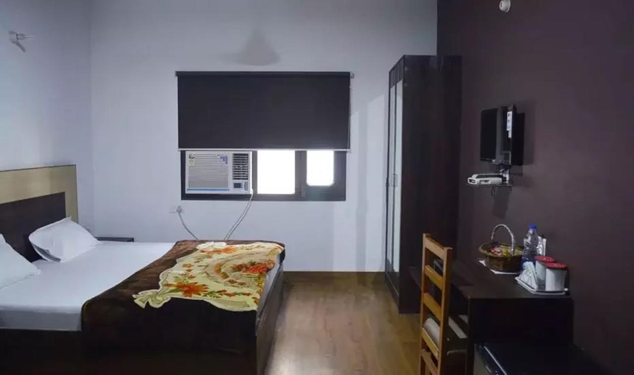 Hotel Mehra Inn Amritsar Dış mekan fotoğraf