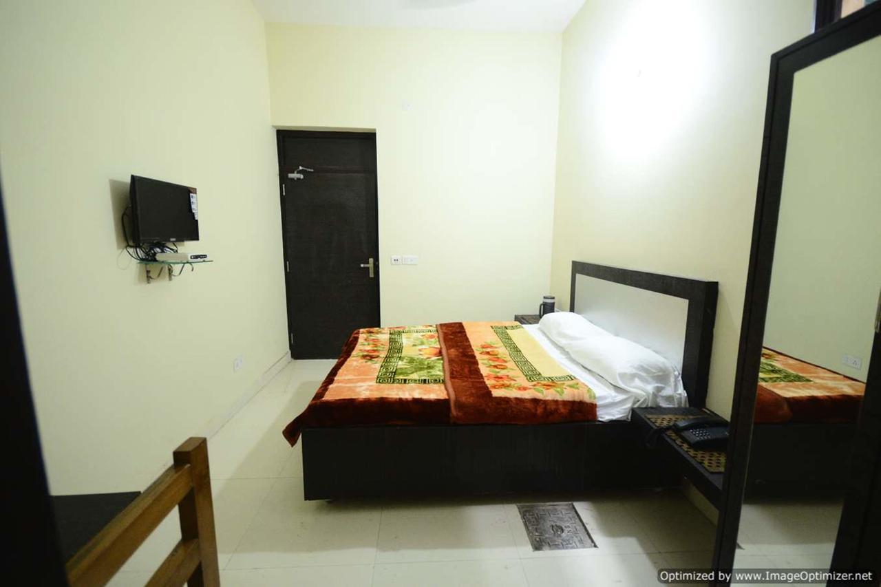 Hotel Mehra Inn Amritsar Dış mekan fotoğraf